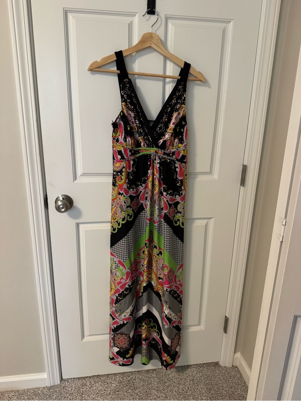 JohnPaulRichard Sleeveless V-Neck Paisley Maxi Dress in Black, Pink and Green